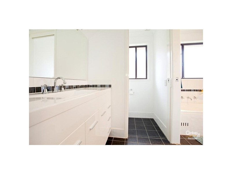 Bossley Park NSW 2176