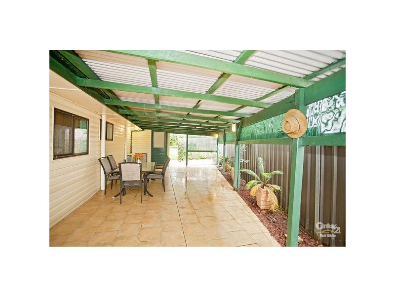 13 Warrigo Street, Sadleir NSW 2168