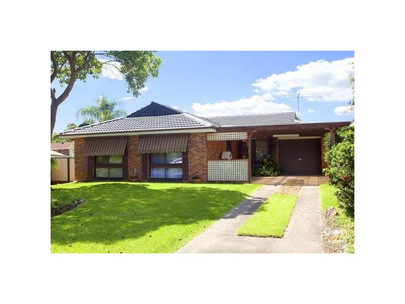6 Hair Close, Greenfield Park NSW 2176