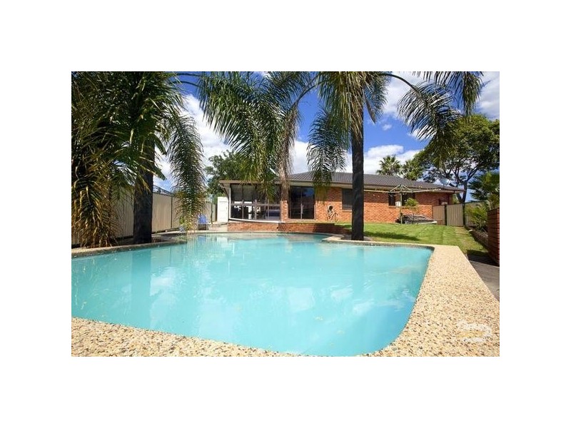 6 Hair Close, Greenfield Park NSW 2176