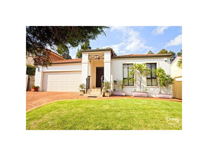 6 Hallen Place, West Hoxton NSW 2171