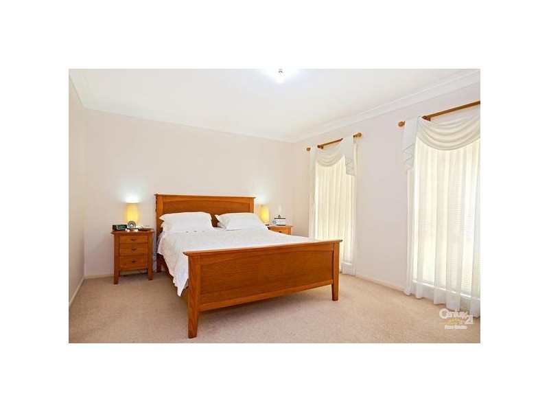 6 Hallen Place, West Hoxton NSW 2171