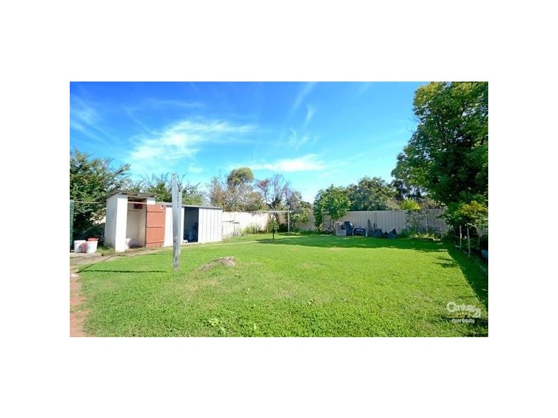 9 Victory Street, Fairfield East NSW 2165