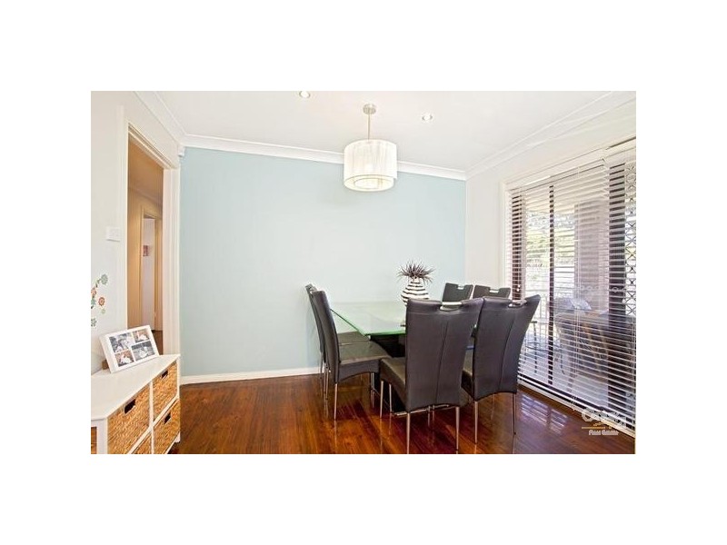 6 Merlot Place, Edensor Park NSW 2176