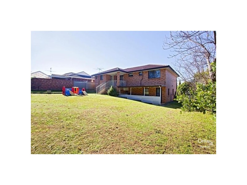 6 Merlot Place, Edensor Park NSW 2176