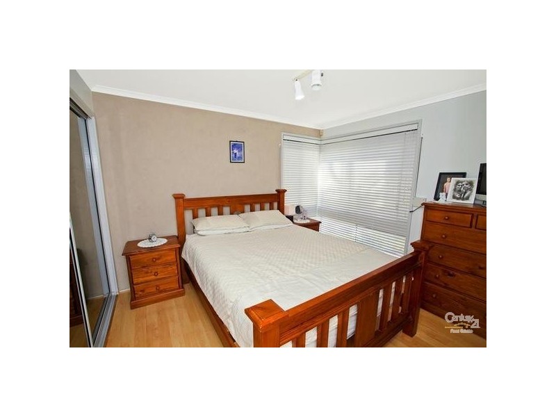 Edensor Park NSW 2176