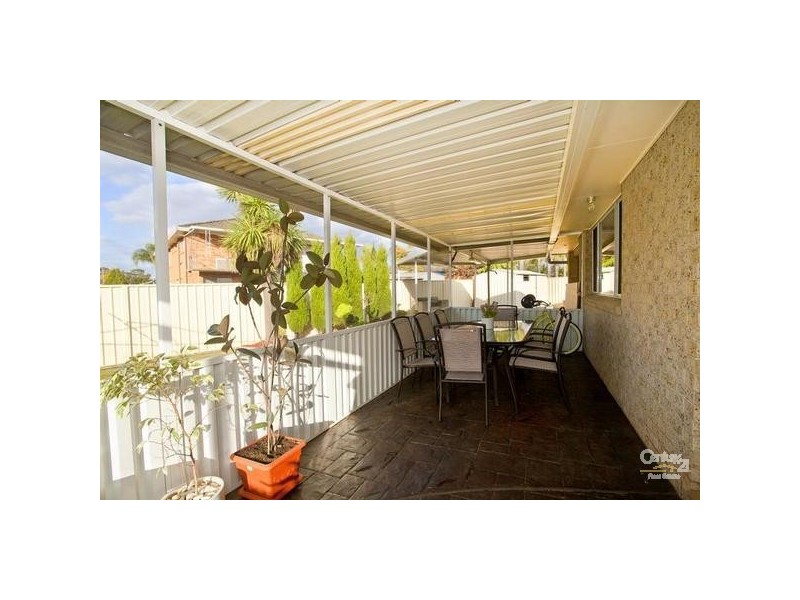 Edensor Park NSW 2176