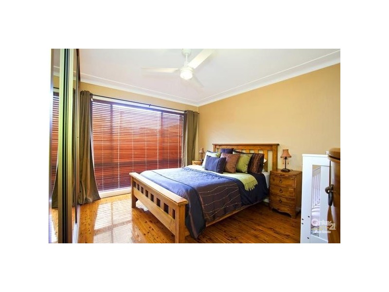 10 Govett Street, Mount Pritchard NSW 2170