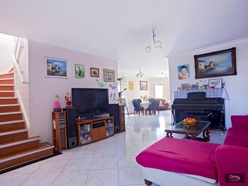 186a Wilson Road, Green Valley NSW 2168