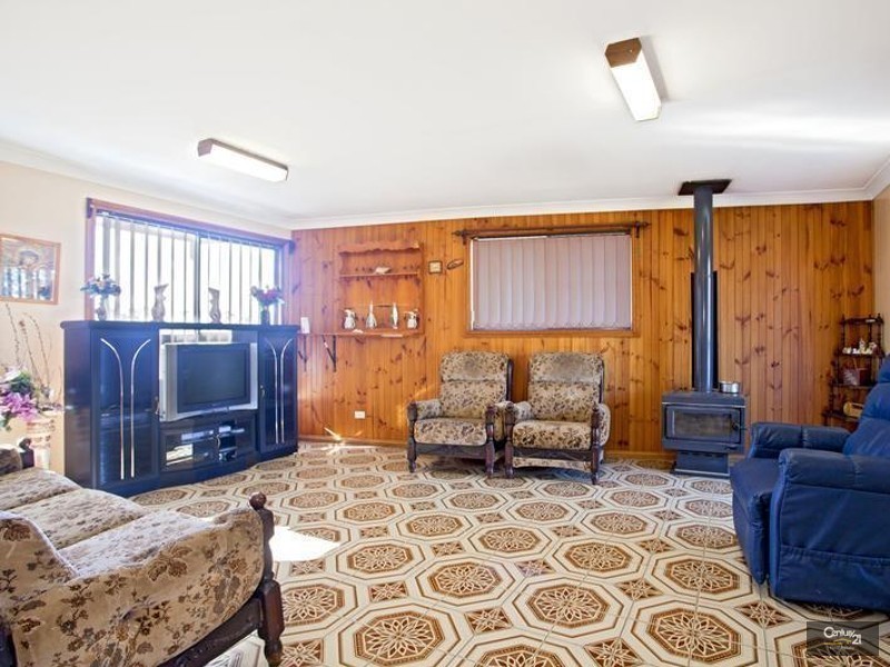 153 Kalang Road, Edensor Park NSW 2176