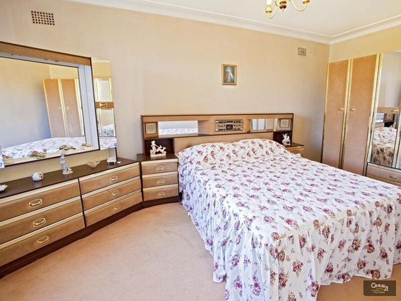 153 Kalang Road, Edensor Park NSW 2176