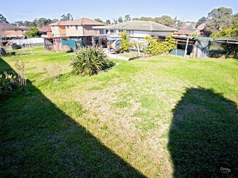 153 Kalang Road, Edensor Park NSW 2176