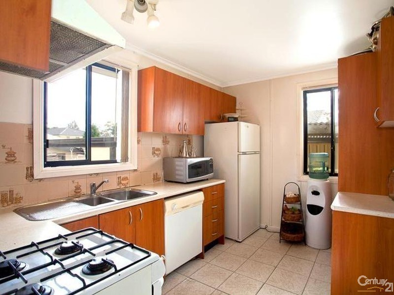 124 Sadleir Avenue, Heckenberg NSW 2168