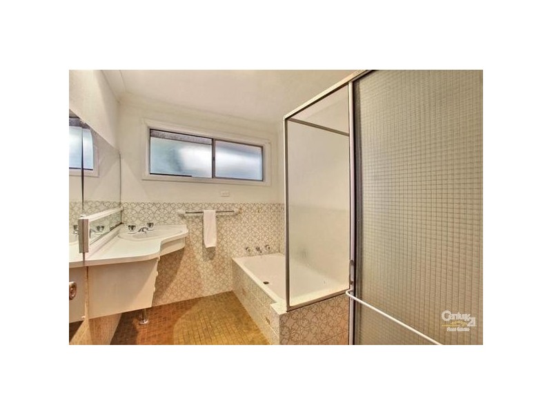 Bradbury NSW 2560
