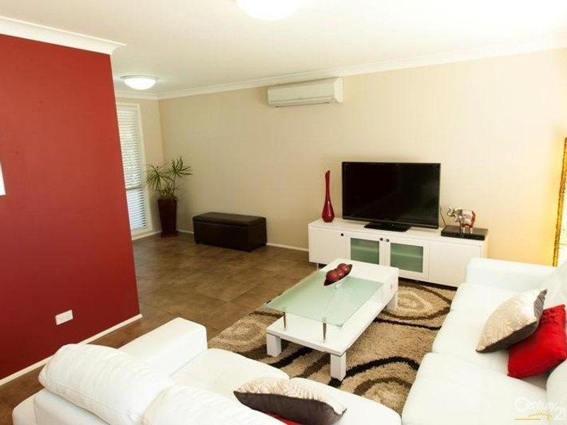 29 Whitlam Avenue, Edensor Park NSW 2176