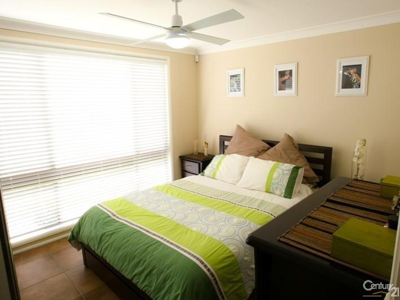 29 Whitlam Avenue, Edensor Park NSW 2176