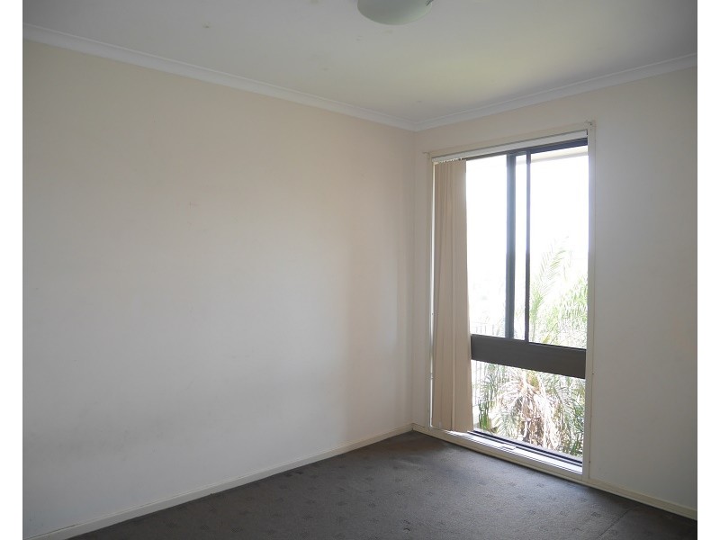 11 Merlot Place, Edensor Park NSW 2176