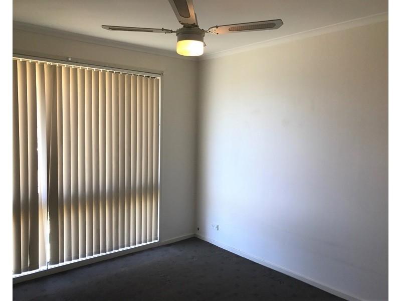 11 Merlot Place, Edensor Park NSW 2176