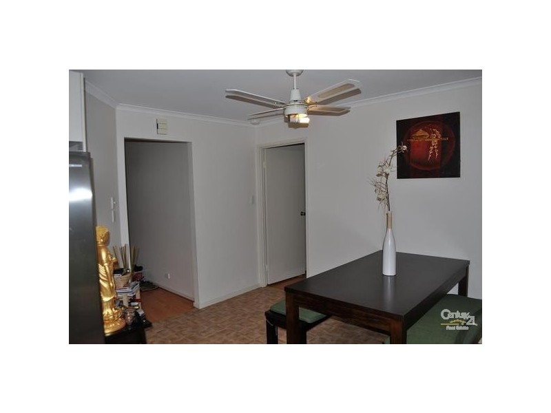 Edensor Park NSW 2176