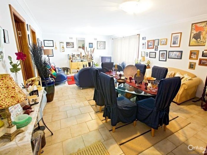 Edensor Park NSW 2176