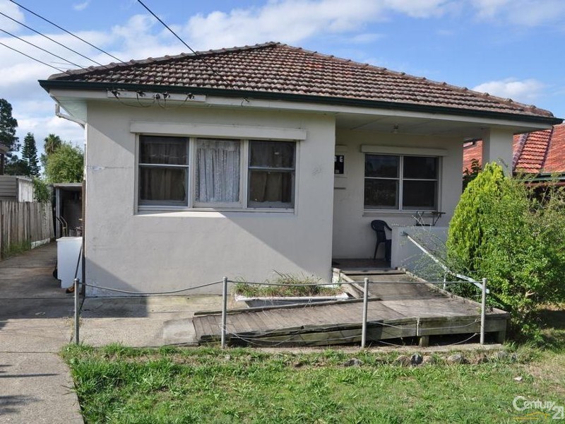 Fairfield East NSW 2165