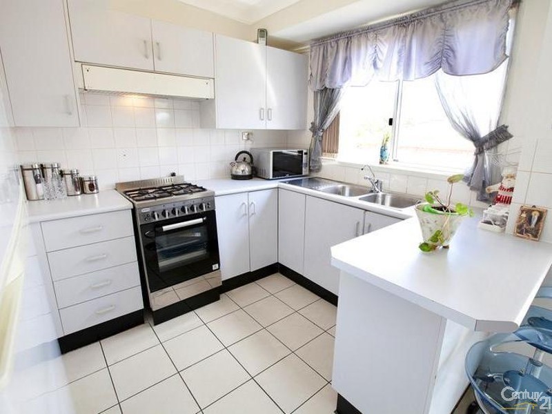 11 Zappia Place, Edensor Park NSW 2176