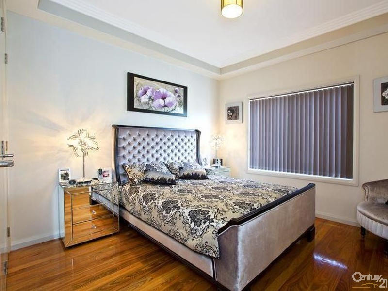 St Johns Park NSW 2176