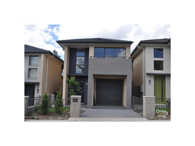 11 Hickory Road, Bonnyrigg NSW 2177