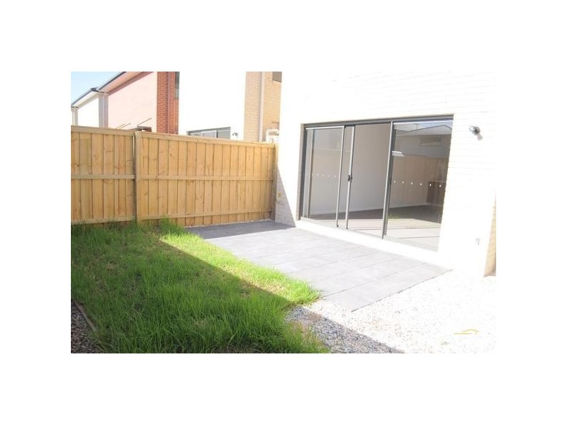 11 Hickory Road, Bonnyrigg NSW 2177