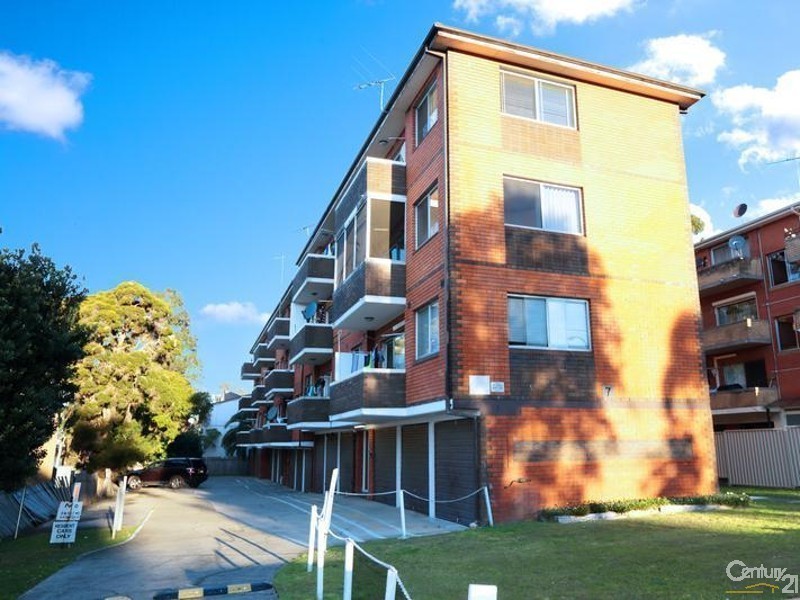 11/7 Lackey Street, Fairfield NSW 2165