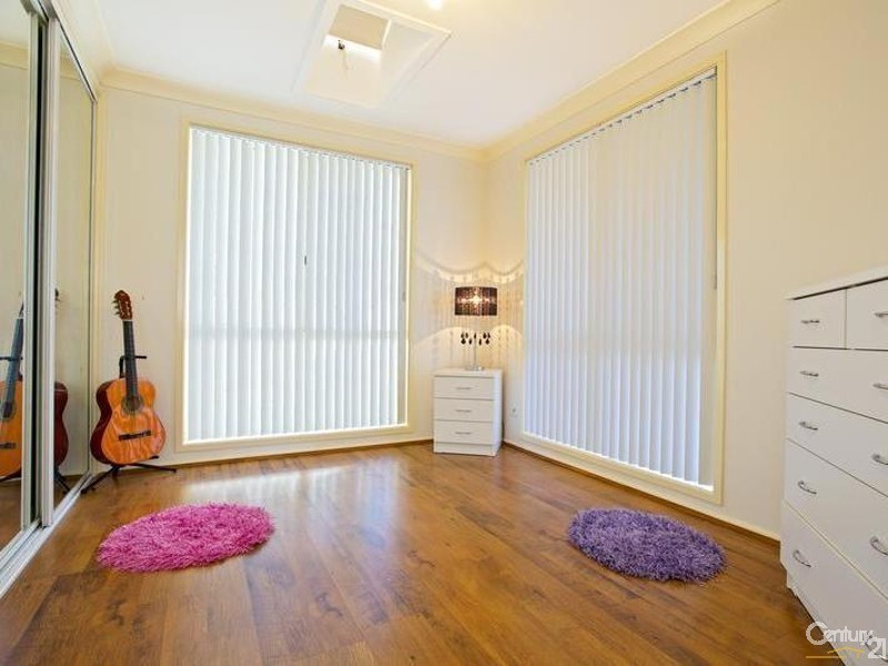 Edensor Park NSW 2176