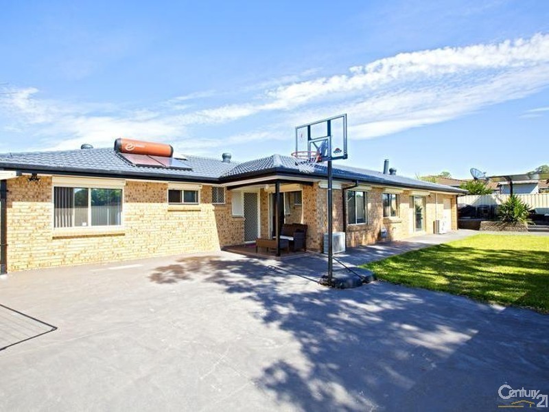 Edensor Park NSW 2176