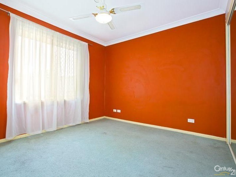 3/34 Sunny Place, St Johns Park NSW 2176