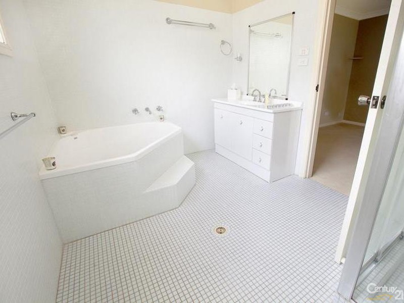 Green Valley NSW 2168