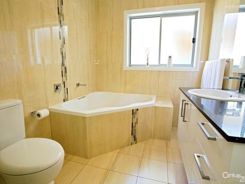 Middleton Grange NSW 2171