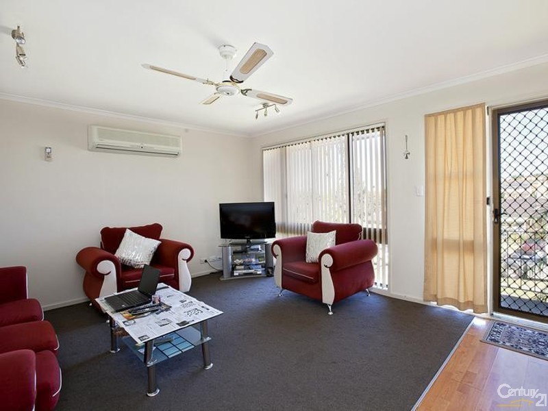 11 Merlot Place, Edensor Park NSW 2176