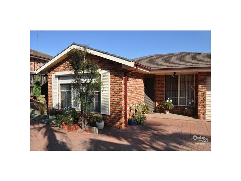 5 Border Cl, Hinchinbrook NSW 2168