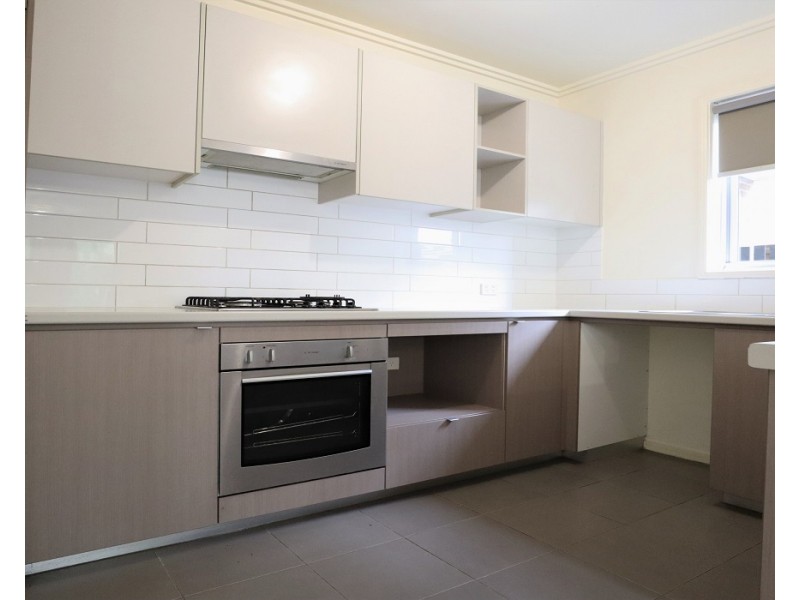 2/14 Hakea Street, Bonnyrigg NSW 2177