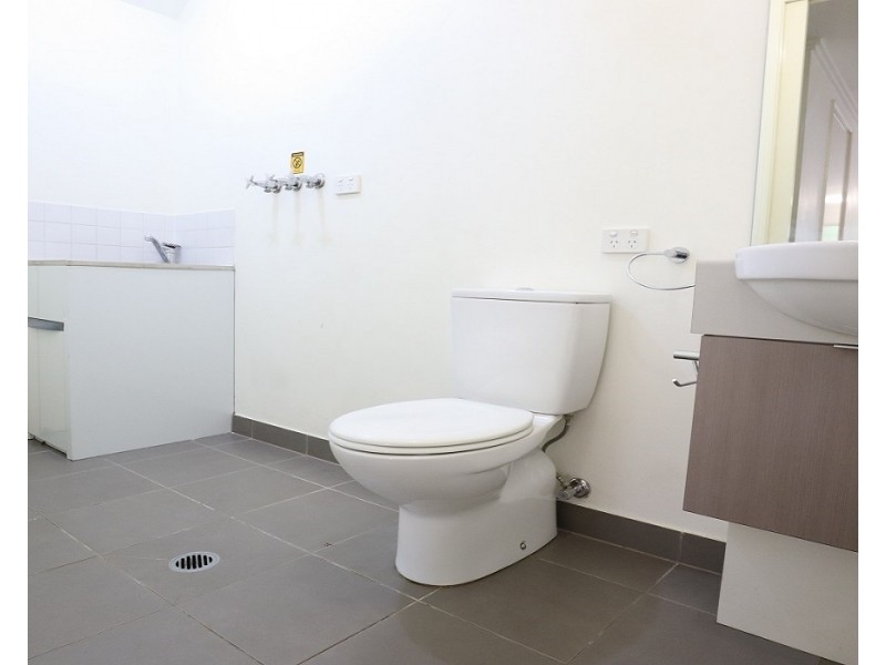 2/14 Hakea Street, Bonnyrigg NSW 2177