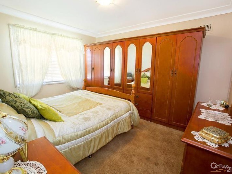 34 Hamel Road, Mount Pritchard NSW 2170