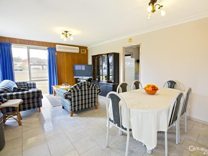 28 Lynesta Avenue, Fairfield West NSW 2165