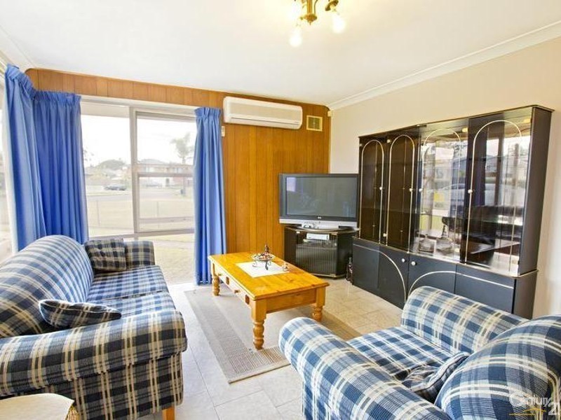 28 Lynesta Avenue, Fairfield West NSW 2165