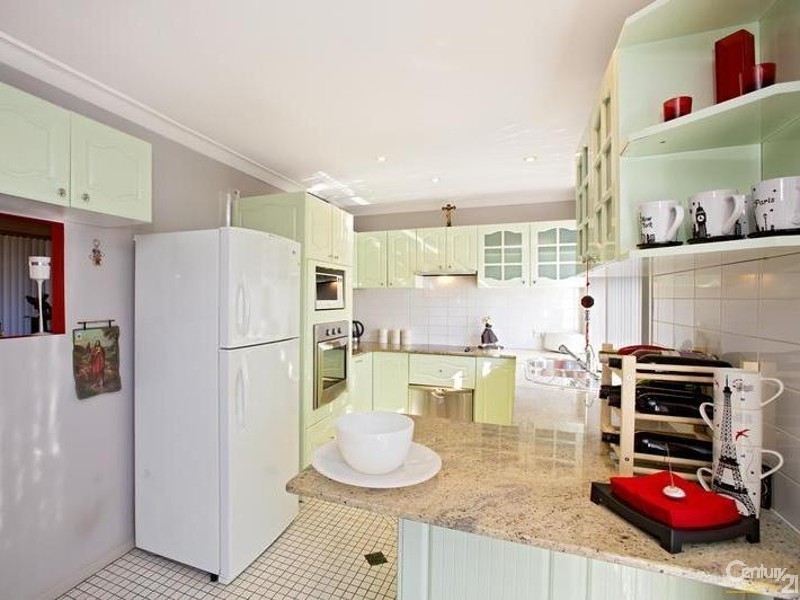 Hinchinbrook NSW 2168