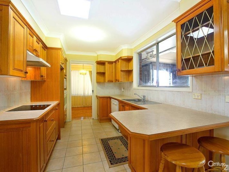 8 Exhibition Parade, Mount Pritchard NSW 2170