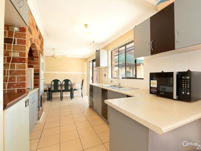 40 Brown Road, Bonnyrigg NSW 2177