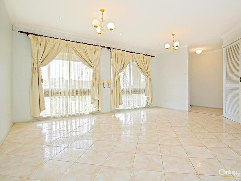 27 Kempt Street, Bonnyrigg NSW 2177