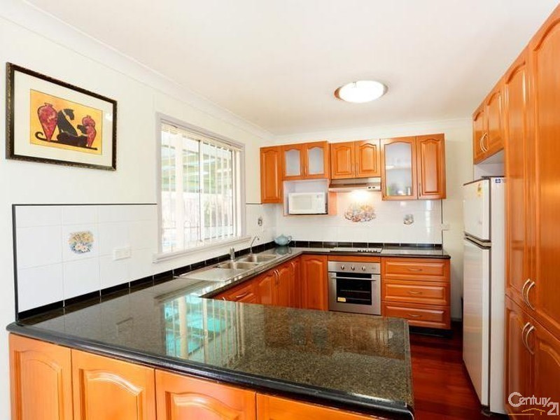 4 Sirius Street, Fairfield West NSW 2165