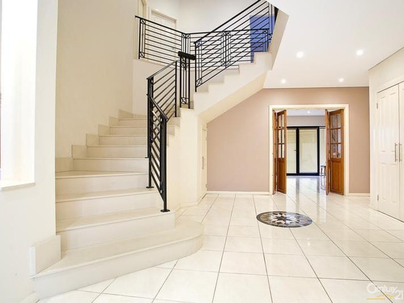 9 Tennant Place, Edensor Park NSW 2176