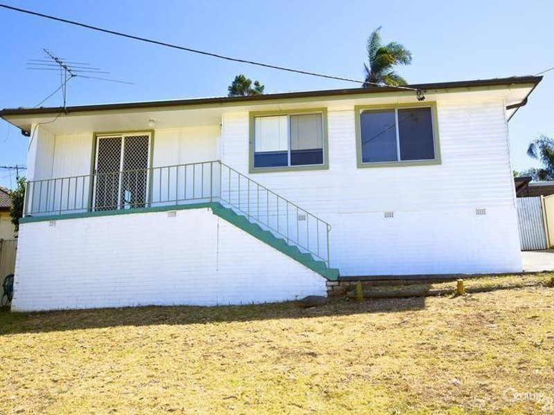 8 Devon Place, Busby NSW 2168