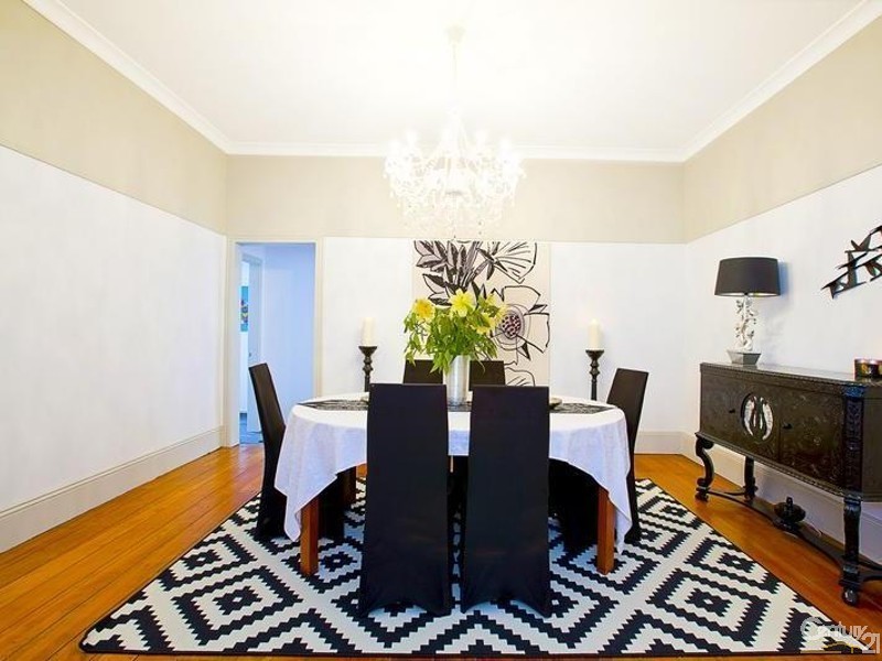 1 Matthews Street, Carramar NSW 2163